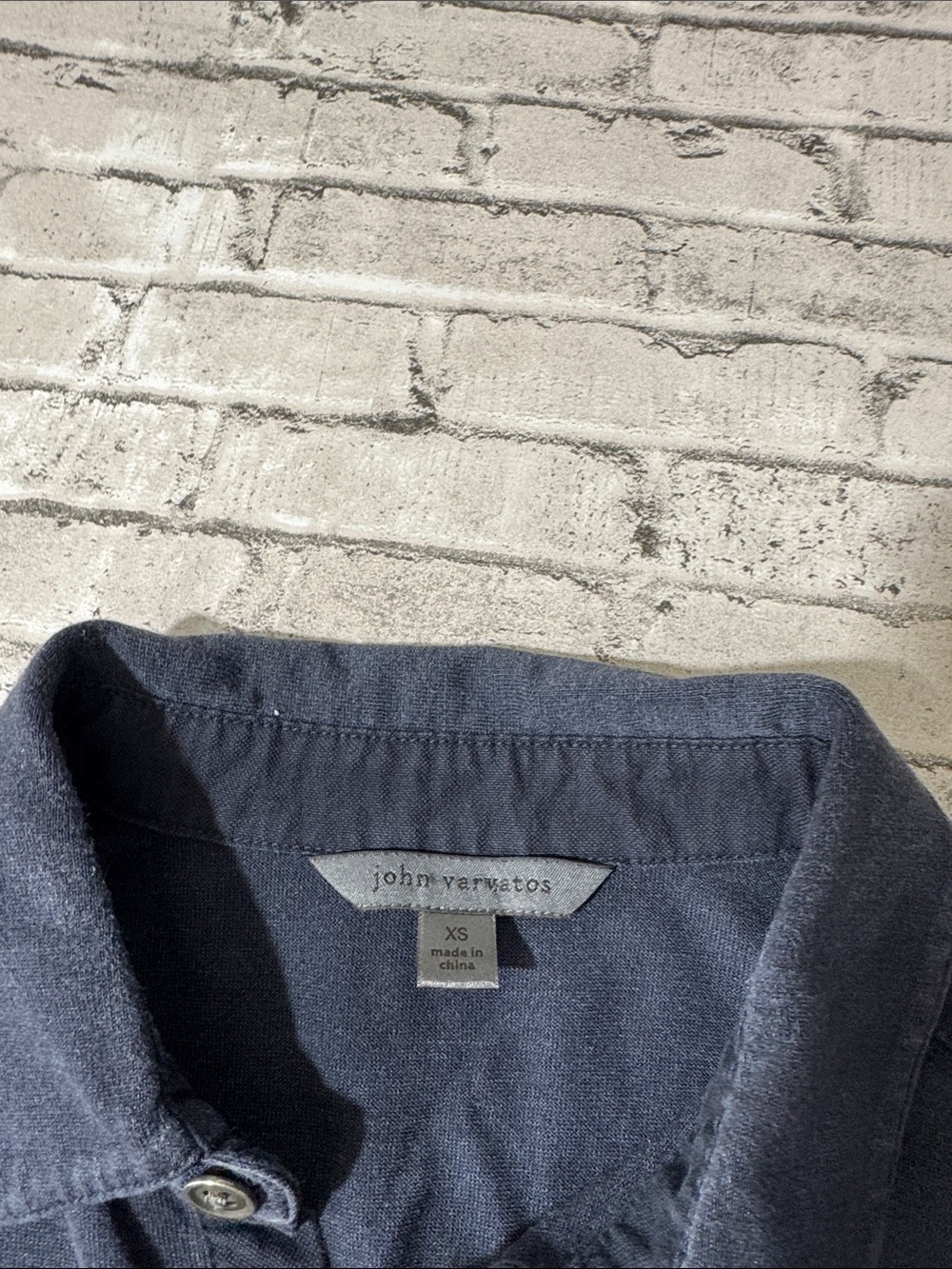John Varvatos mens XS blue solid silk cotton blend polo shirt EUC - Picture 2 of 5